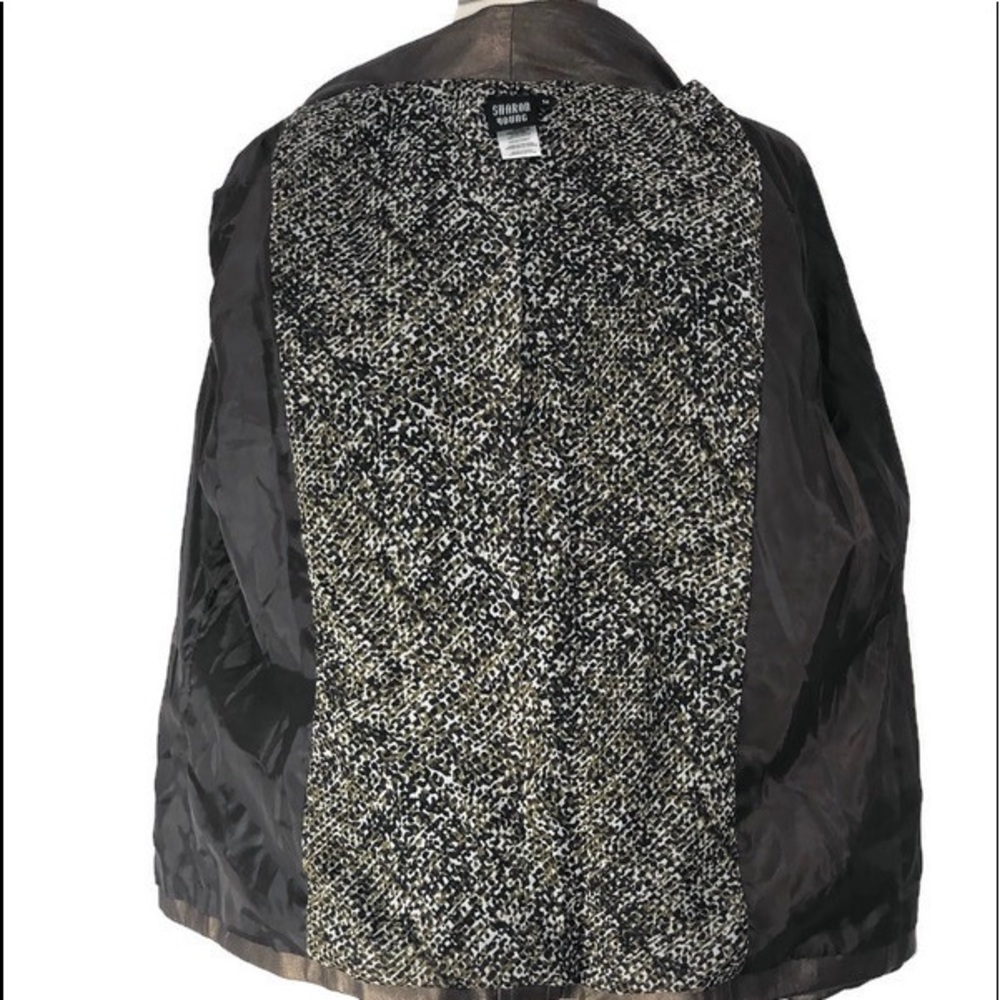 Sharon Young Bronze Metallic Lightweight Blazer! - Picture 6 of 8